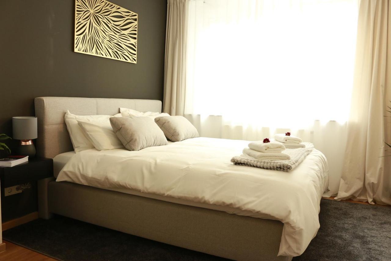 Am City Apartment 24H Self-Check-In, Free Parking, U-Bahn 350M, Netflix Нюрнберг Екстер'єр фото